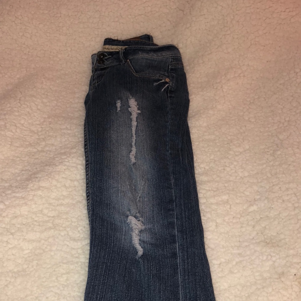 Capris - Picture 2 of 4